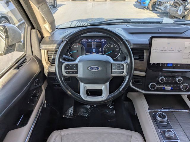 Used 2022 Ford Expedition Limited image 18