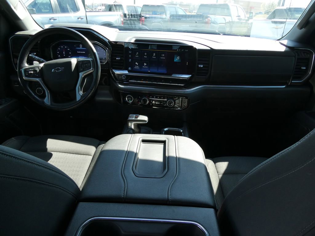 Used 2022 Chevrolet Silverado 1500 LT Trail Boss w/ Protection Package image 14