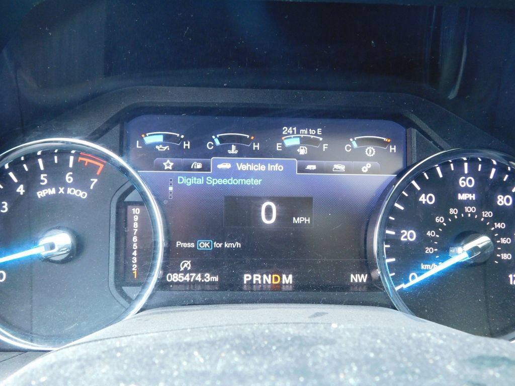 Used 2019 Ford Expedition Max XLT w/ Equipment Group 202A AWD/4WD image 12