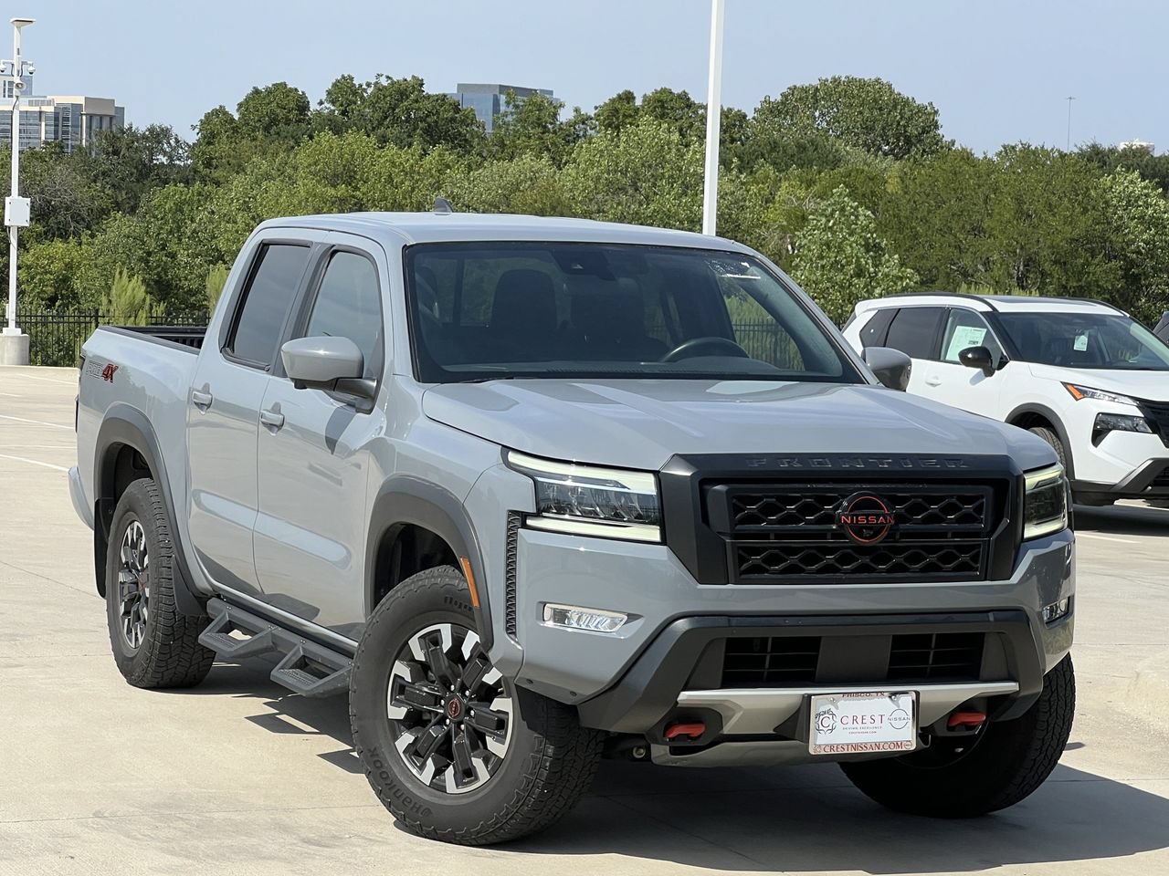 Used 2023 Nissan Frontier PRO-4X w/ Pro Convenience Package AWD/4WD image 3