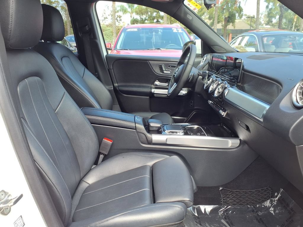 Used 2020 Mercedes-Benz GLB 250 4MATIC image 10