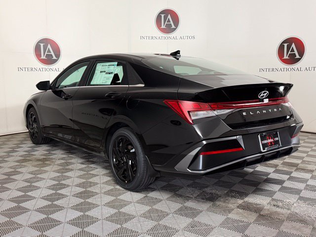 New 2026 Hyundai Elantra SEL Sport Premium FWD image 5