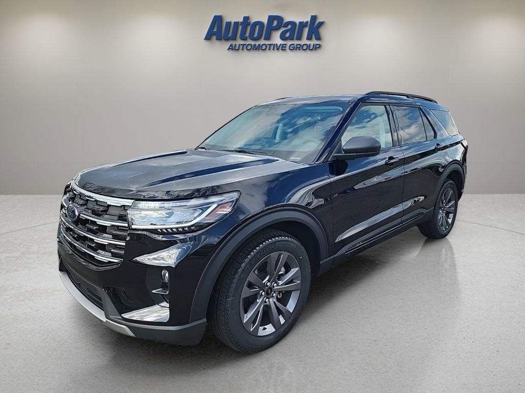 New 2026 Ford Explorer Active w/ Active Comfort Package image 3