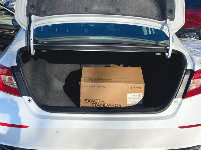 Used 2019 Honda Accord Touring image 26