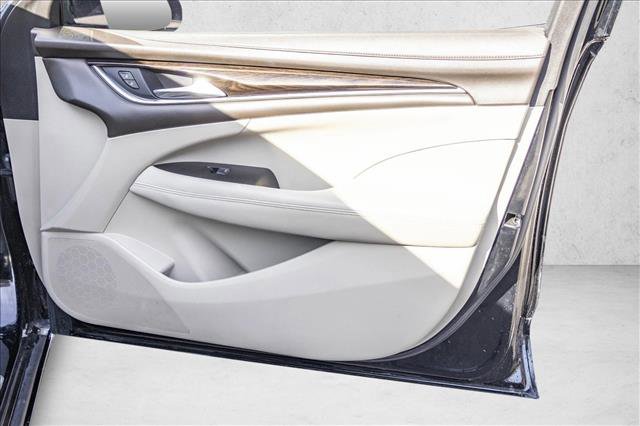 Used 2017 Buick LaCrosse image 29