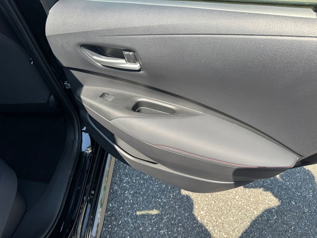 Used 2024 Toyota Corolla SE w/ SE Package image 20