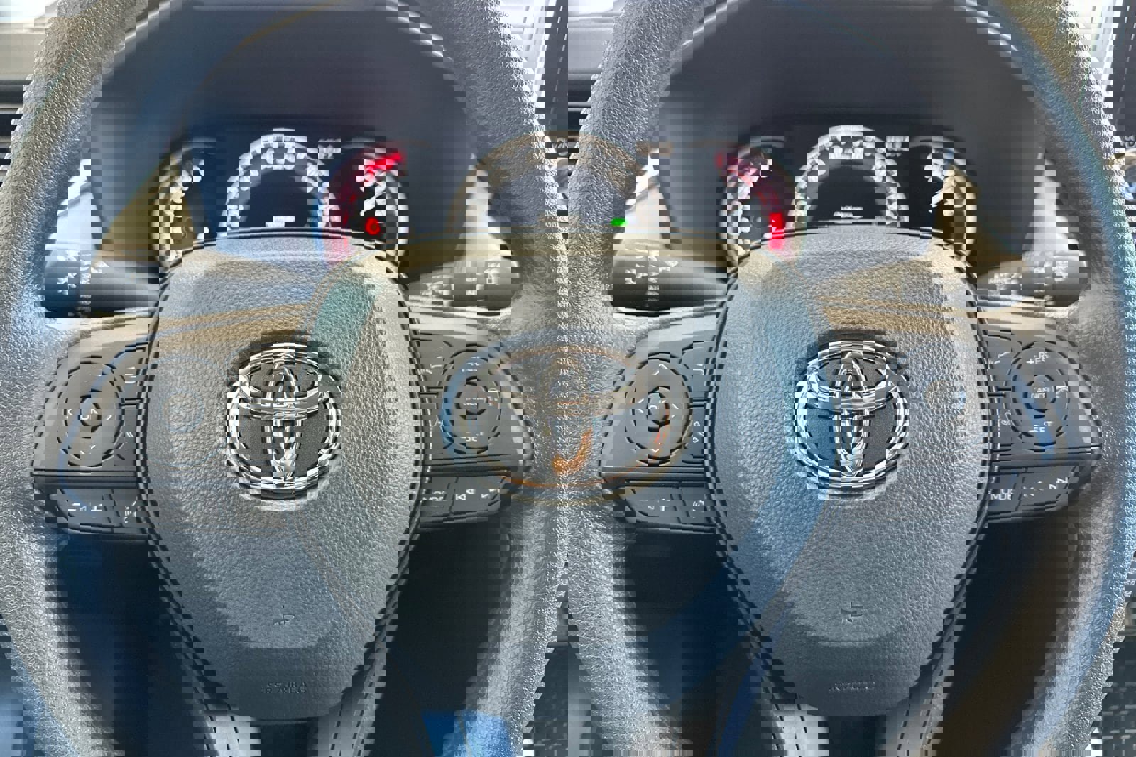 New 2025 Toyota RAV4 XLE image 26