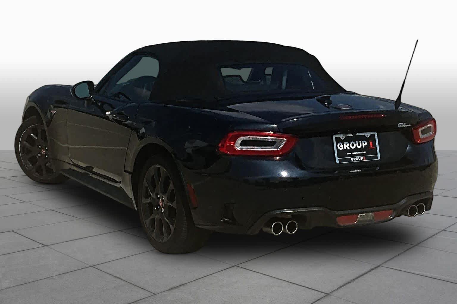 Used 2019 FIAT 124 Spider Abarth w/ Convenience Group RWD image 10