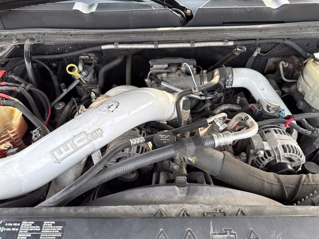 Used 2014 Chevrolet Silverado 2500 LT w/ Custom Sport Truck Package AWD/4WD image 40