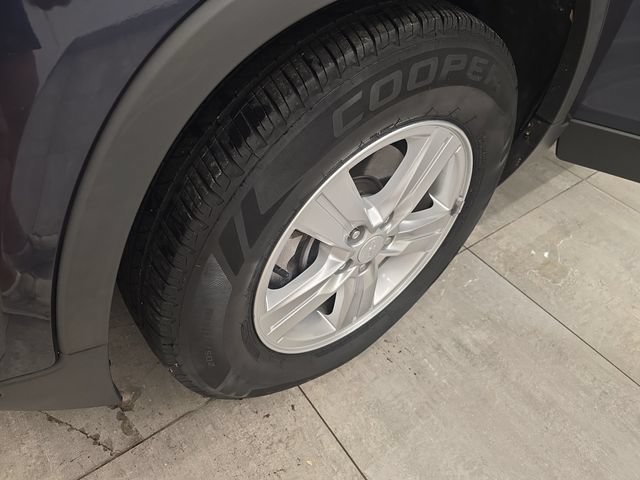 Used 2018 Chevrolet Trax LT w/ LT Convenience Package FWD image 36