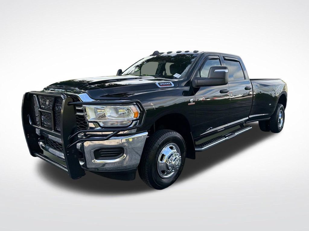 Used 2024 RAM 3500 Tradesman w/ Chrome Appearance Group AWD/4WD image 10
