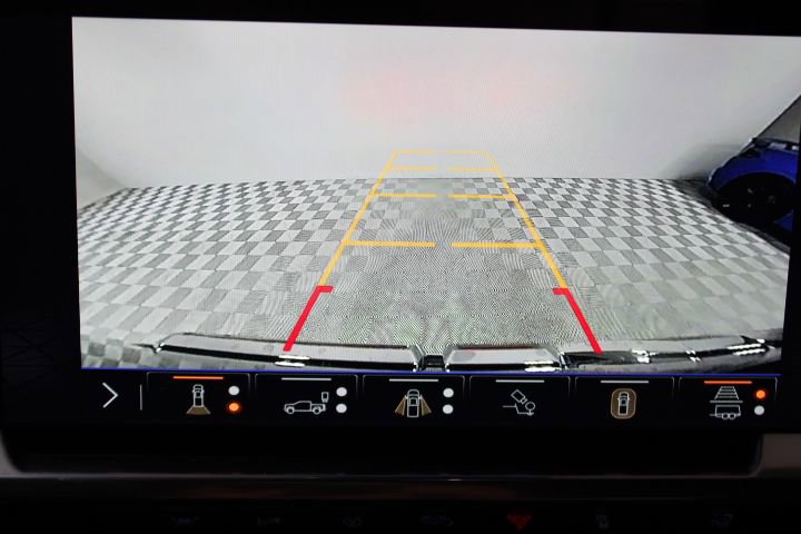 New 2026 GMC Sierra 1500 SLE image 5