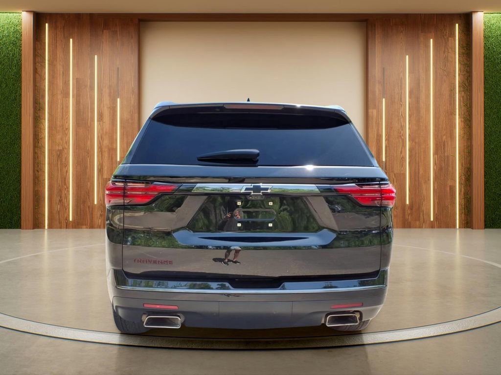 Certified 2023 Chevrolet Traverse Premier w/ Redline Edition FWD image 32