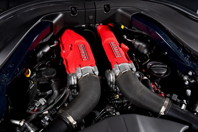 Certified 2022 Ferrari Portofino M RWD image 17