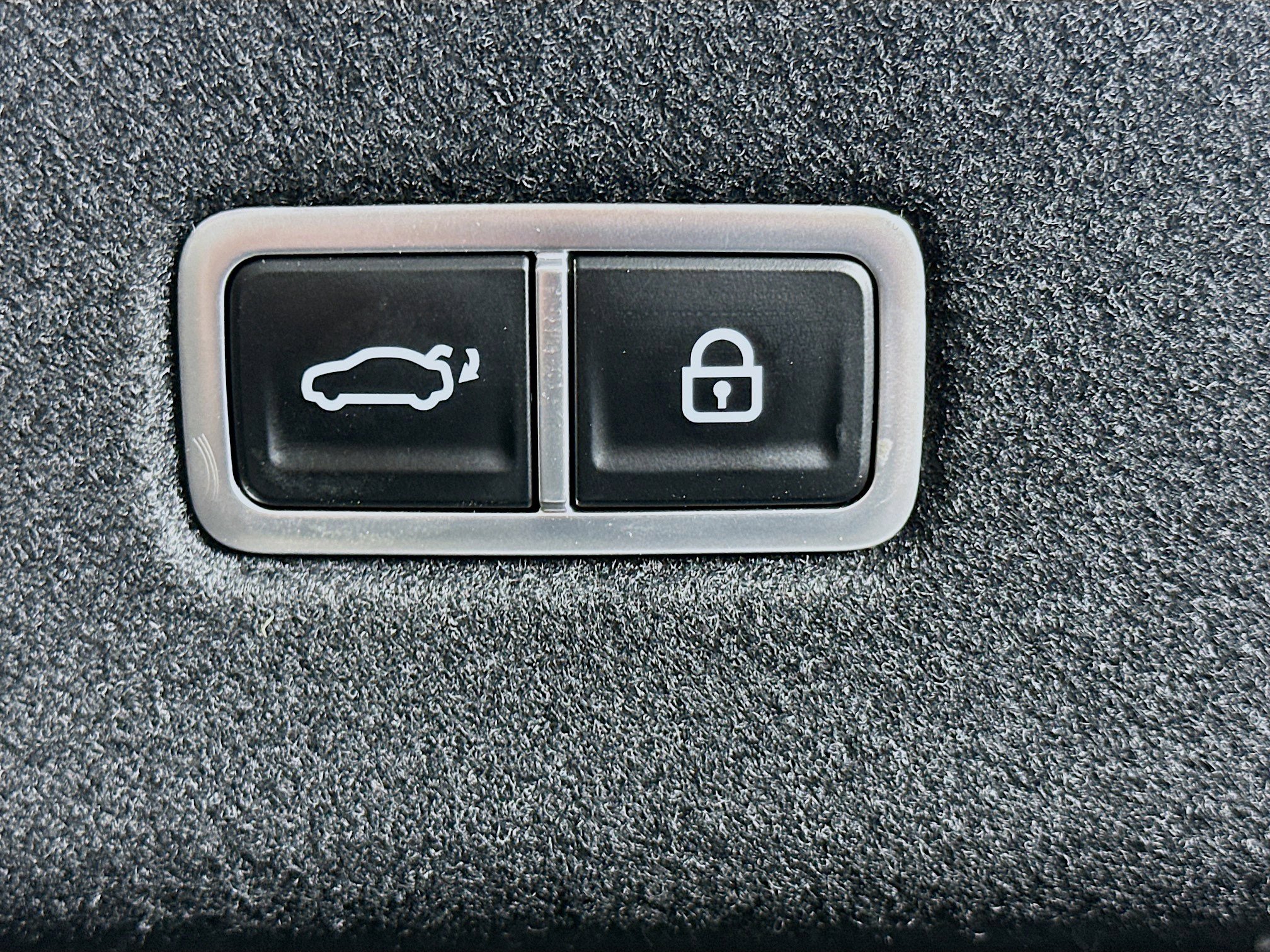 Used 2024 Hyundai Ioniq 6 SEL RWD image 30
