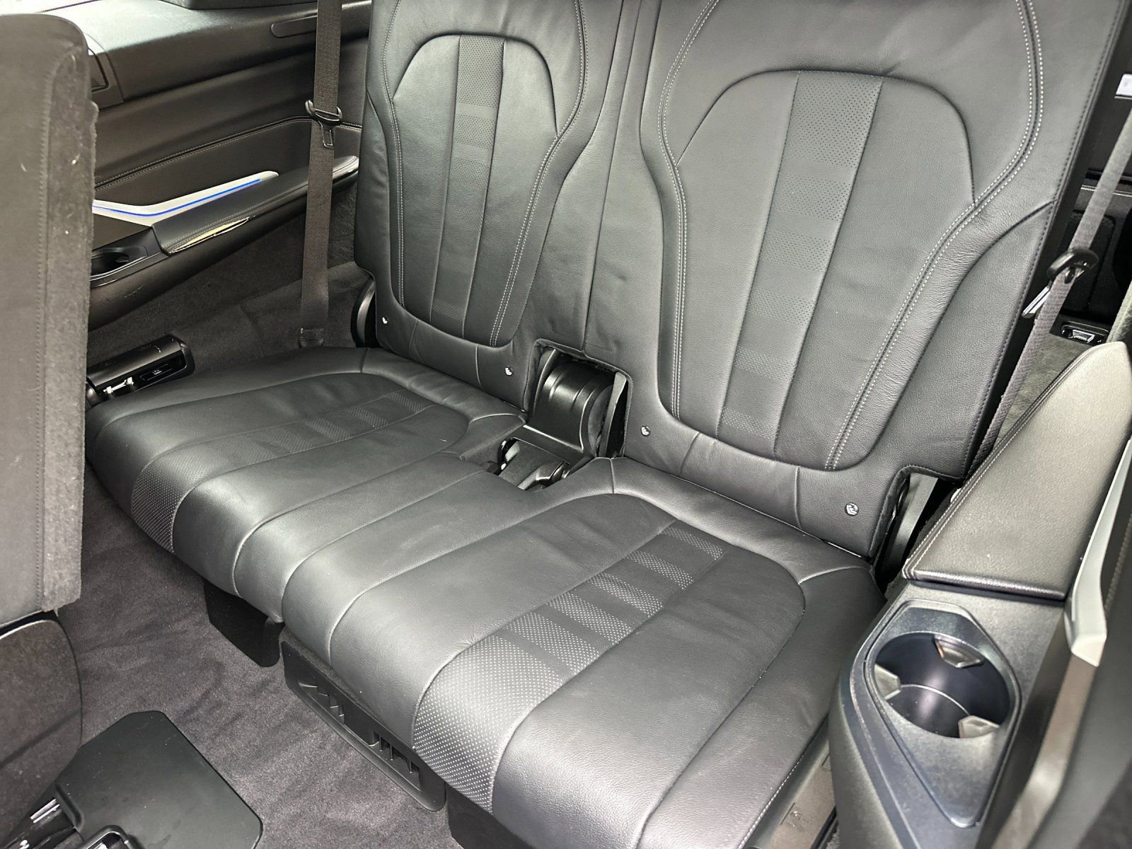 Used 2021 BMW X7 M50i AWD/4WD image 18