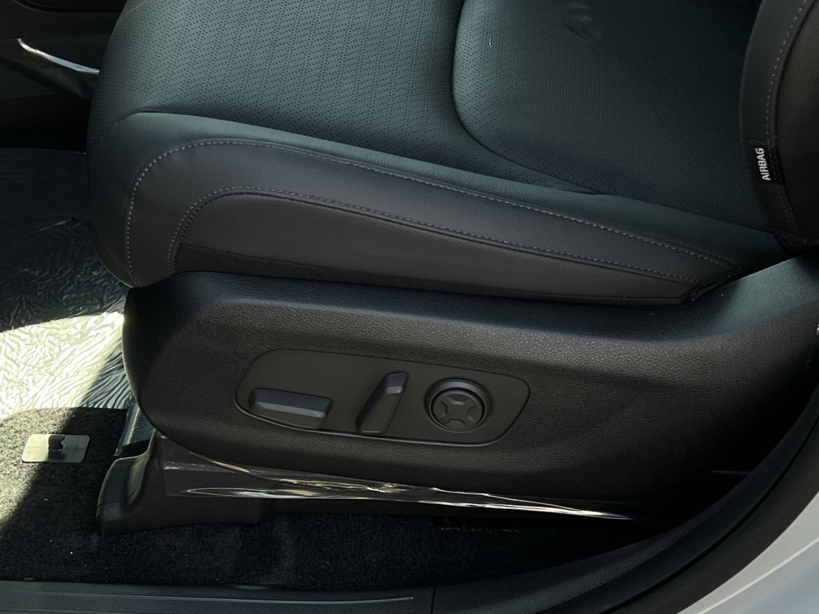 New 2026 Kia Carnival SX Prestige FWD image 19
