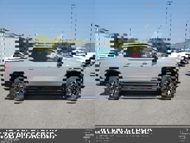 New 2026 GMC Sierra EV AT4 image 4