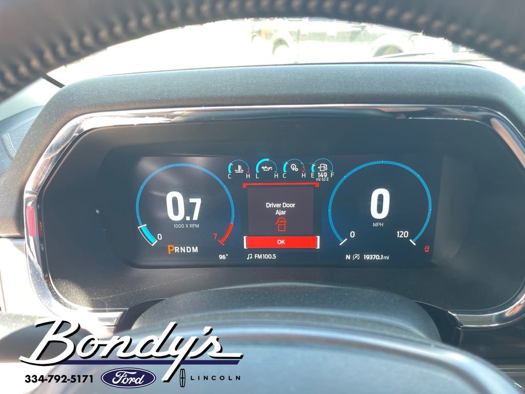 Used 2023 Ford F150 Lariat w/ Equipment Group 502A High image 4