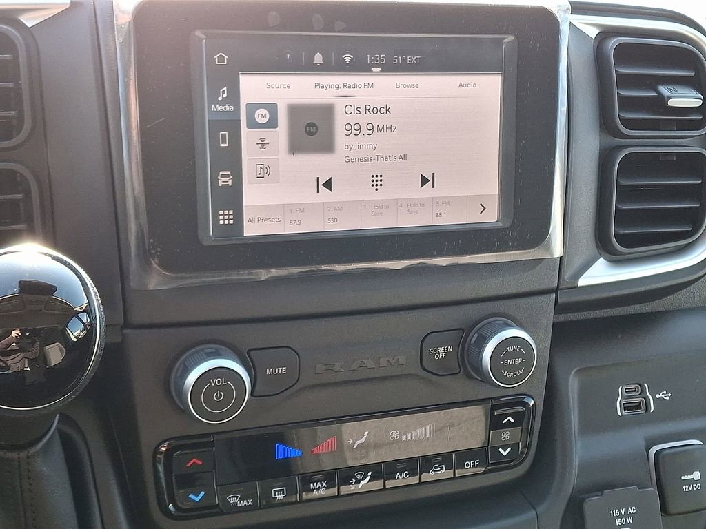 New 2026 RAM ProMaster 2500 w/ Quick Order Package 22G SLT image 3