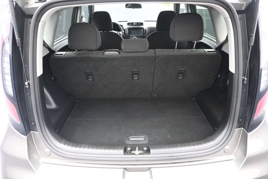 Used 2018 Kia Soul w/ Convenience Package FWD image 27