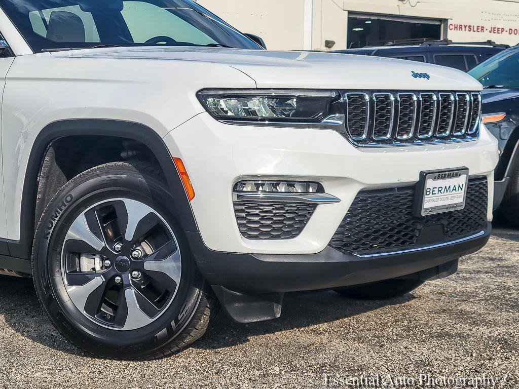 Certified 2024 Jeep Grand Cherokee Limited 4xe AWD/4WD image 4