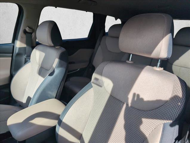 Used 2020 Hyundai Santa Fe SEL w/ Convenience Package image 10