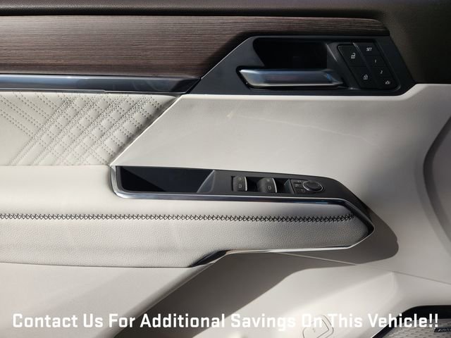New 2026 GMC Acadia Denali w/ Super Cruise Package FWD image 17