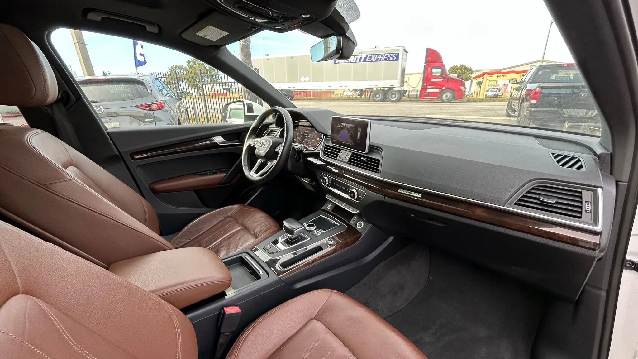 Used 2018 Audi Q5 2.0T Premium Plus w/ Premium Plus Package image 14