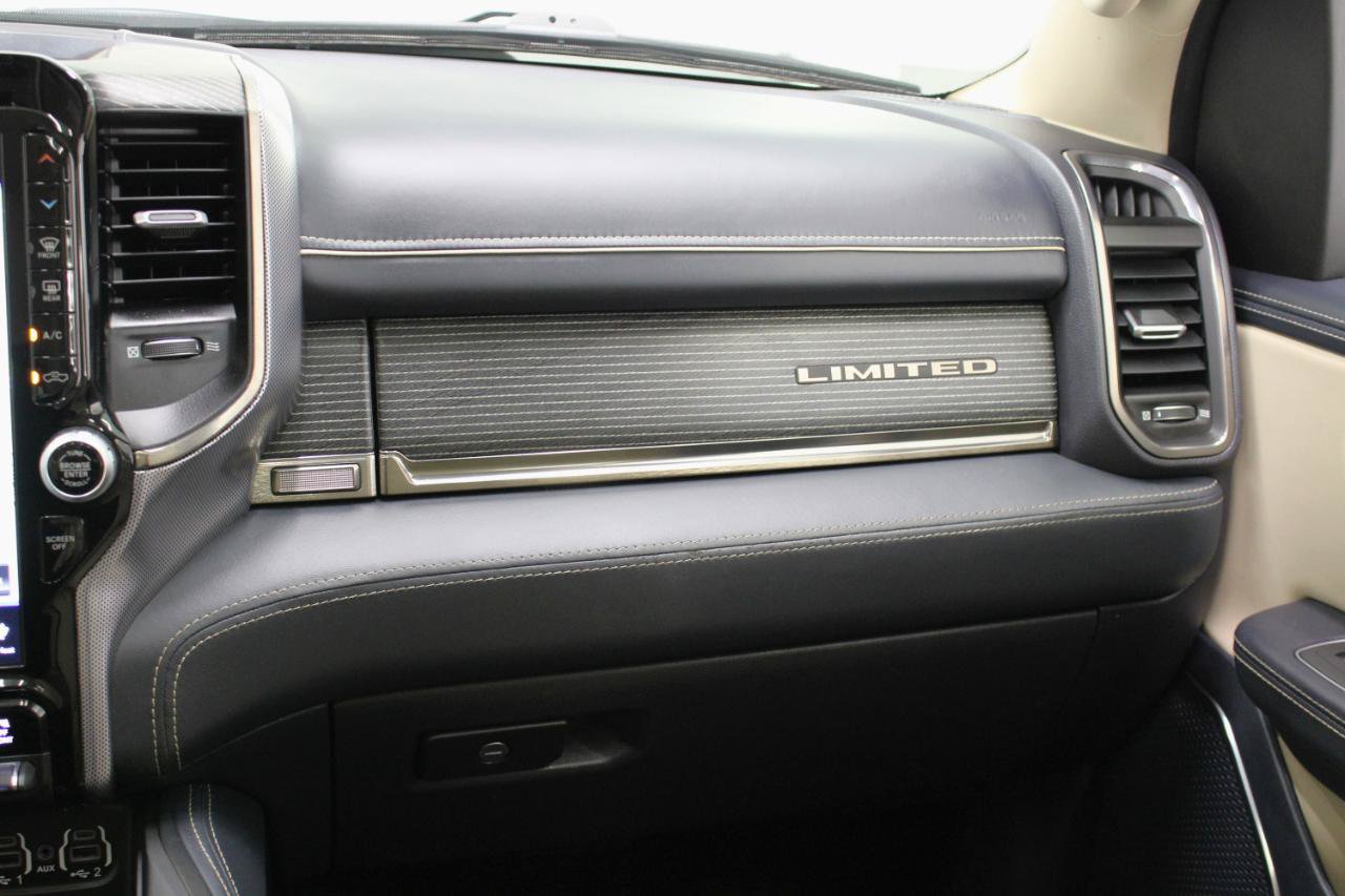 Used 2019 RAM 1500 Limited w/ Advanced Safety Group AWD/4WD image 59