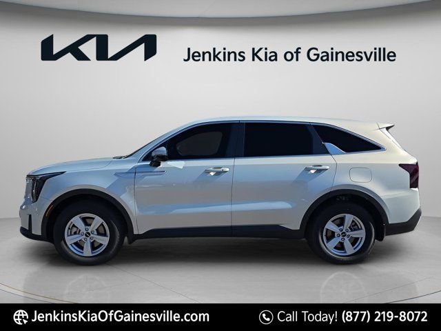 New 2026 Kia Sorento LX FWD image 5