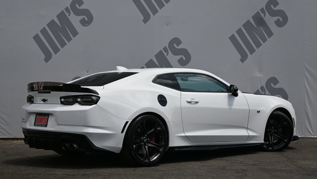 Used 2020 Chevrolet Camaro SS RWD image 5