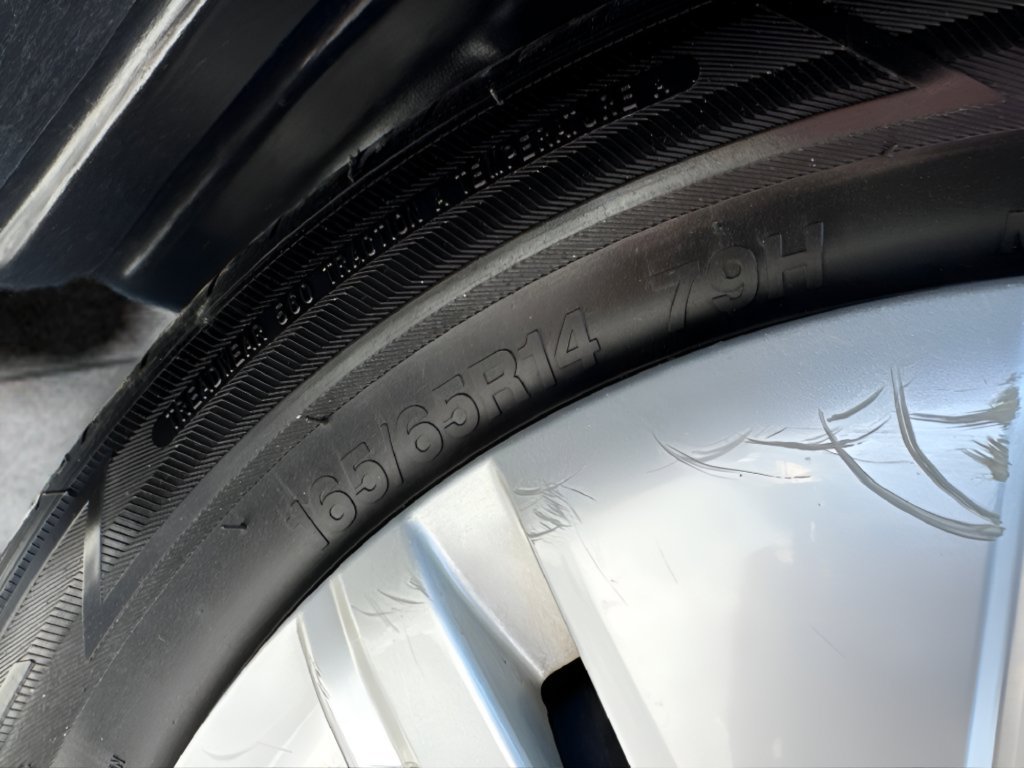 Used 2024 Mitsubishi Mirage ES FWD image 31
