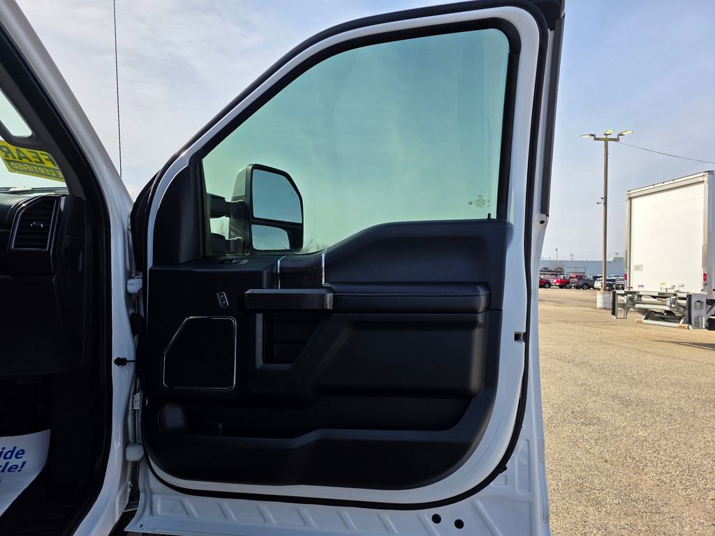 Used 2021 Ford F250 Lariat w/ Lariat Ultimate Package AWD/4WD image 41