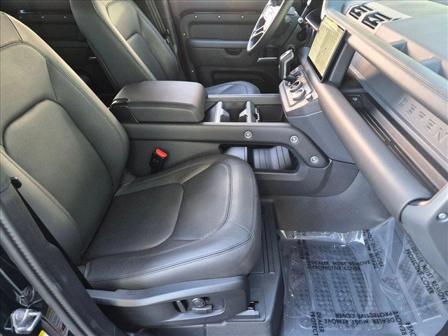 Certified 2025 Land Rover Defender 110 S AWD/4WD image 22