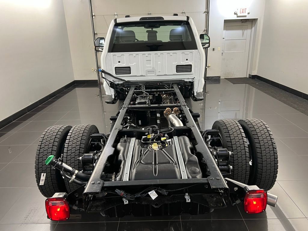New 2026 Ford F550 XL image 5