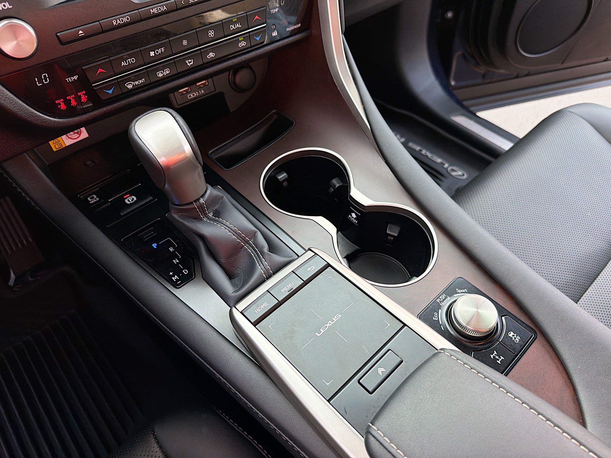 Used 2022 Lexus RX 350 AWD w/ Premium Package image 11