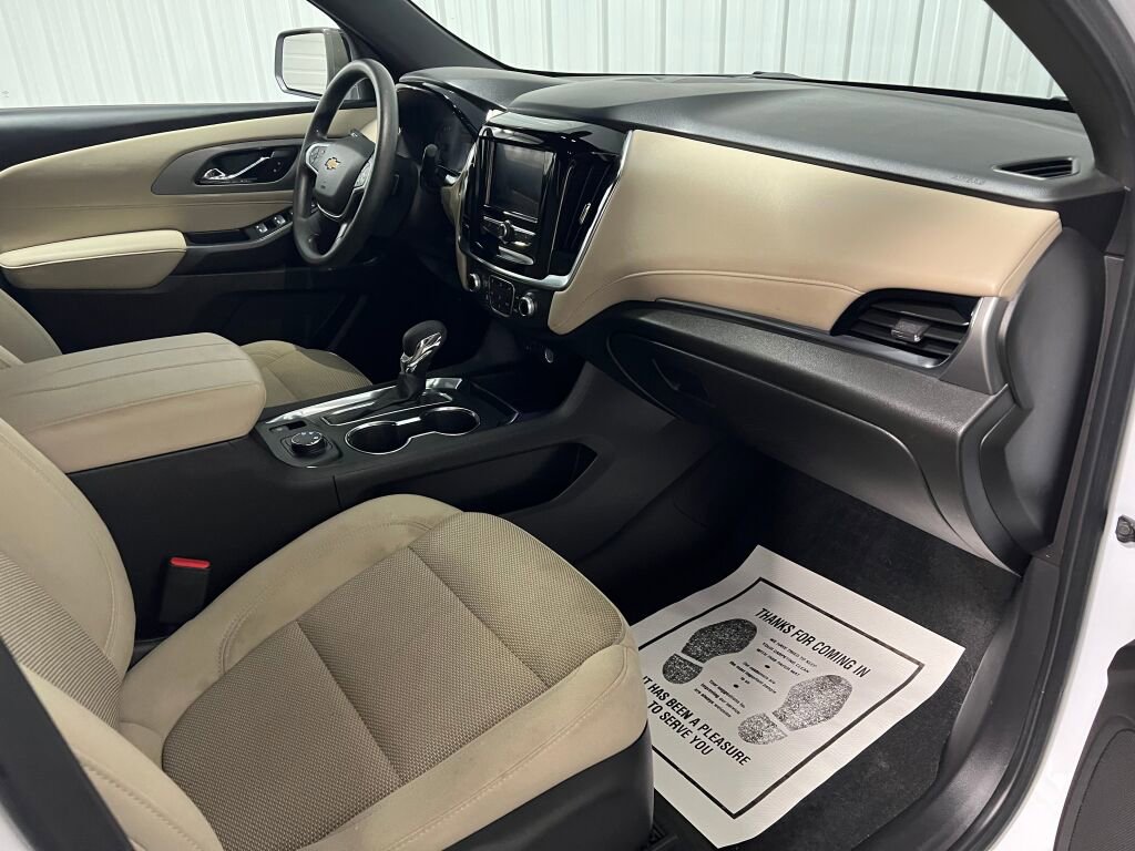 Used 2023 Chevrolet Traverse LS w/ LPO, Floor Liner Package image 3
