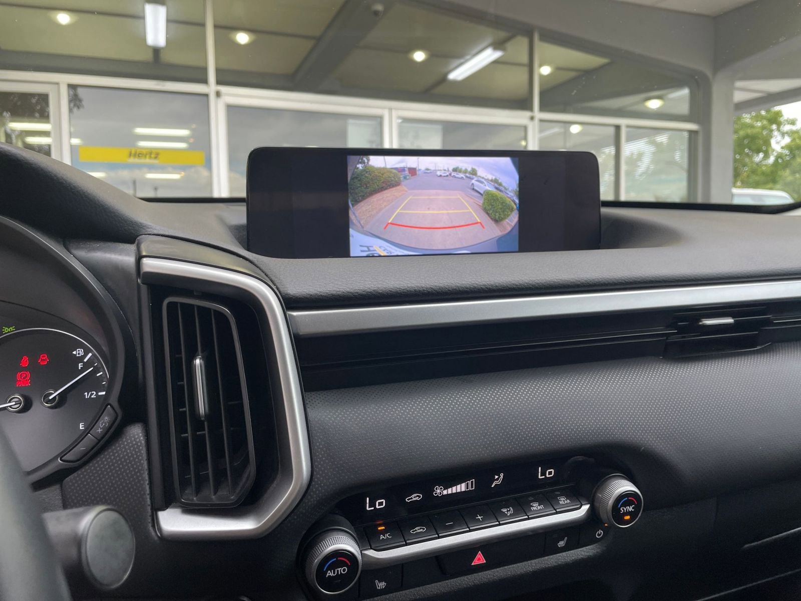 Used 2025 MAZDA CX-50 AWD 2.5 S w/ Preferred Package image 17