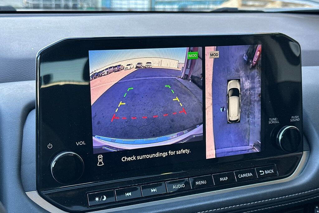 Used 2021 Nissan Rogue Platinum image 20