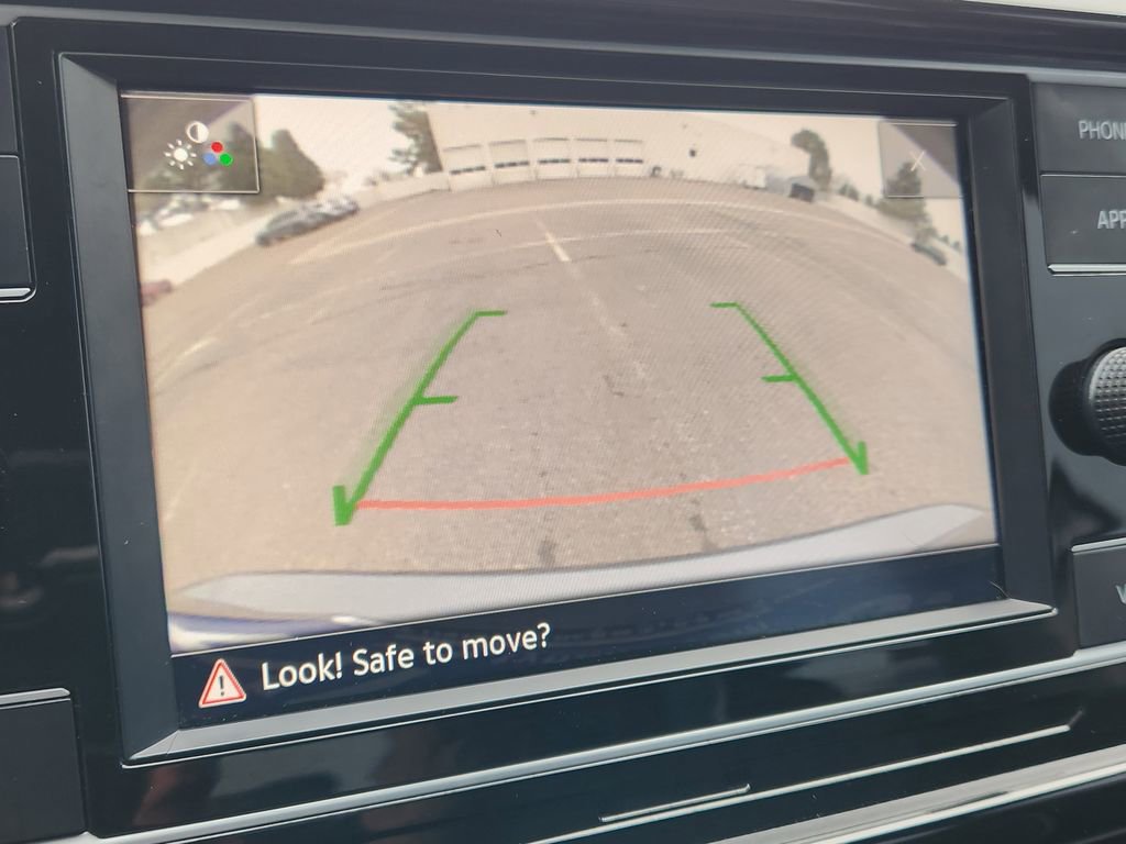 Certified 2023 Volkswagen Taos S image 21