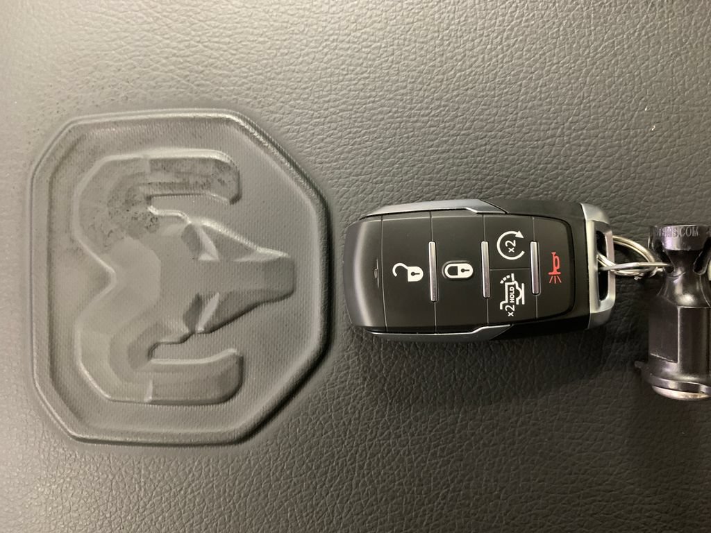 Used 2026 RAM 1500 Laramie w/ Laramie Preferred Package AWD/4WD image 17