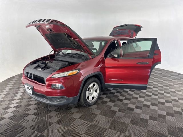 Used 2014 Jeep Cherokee Sport w/ Cold Weather Group FWD image 12
