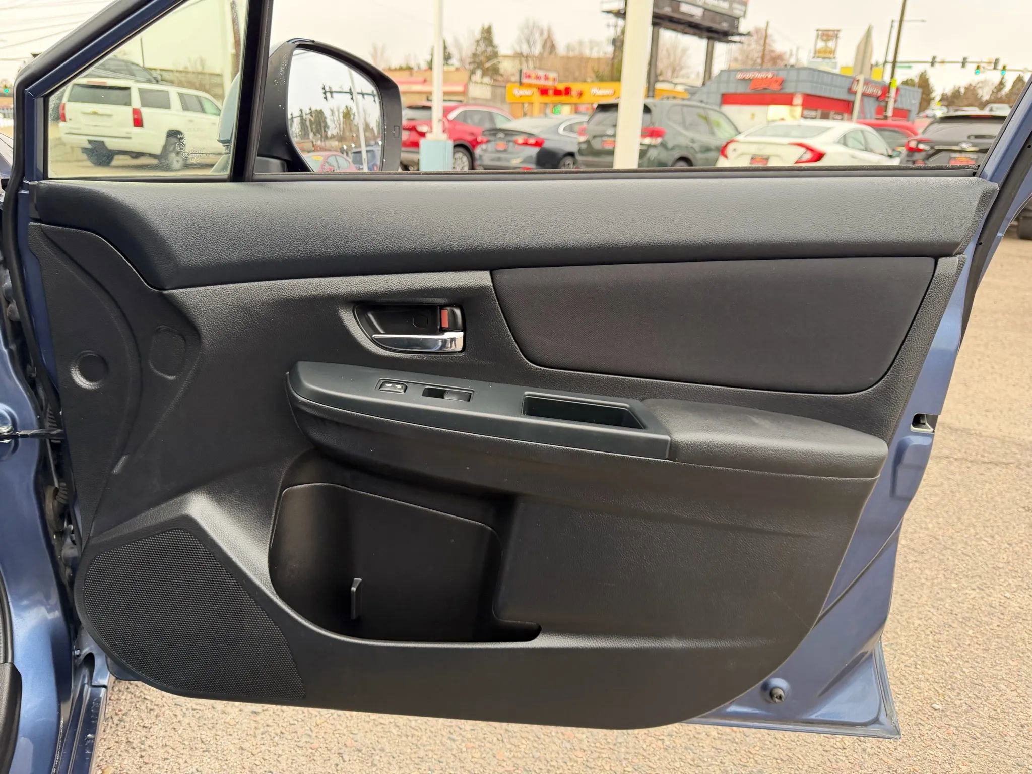 Used 2013 Subaru Impreza 2.0i Premium w/ All-Weather Pkg image 17