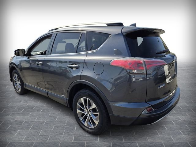 Used 2017 Toyota RAV4 XLE w/ All Weather Liner Package AWD/4WD image 6