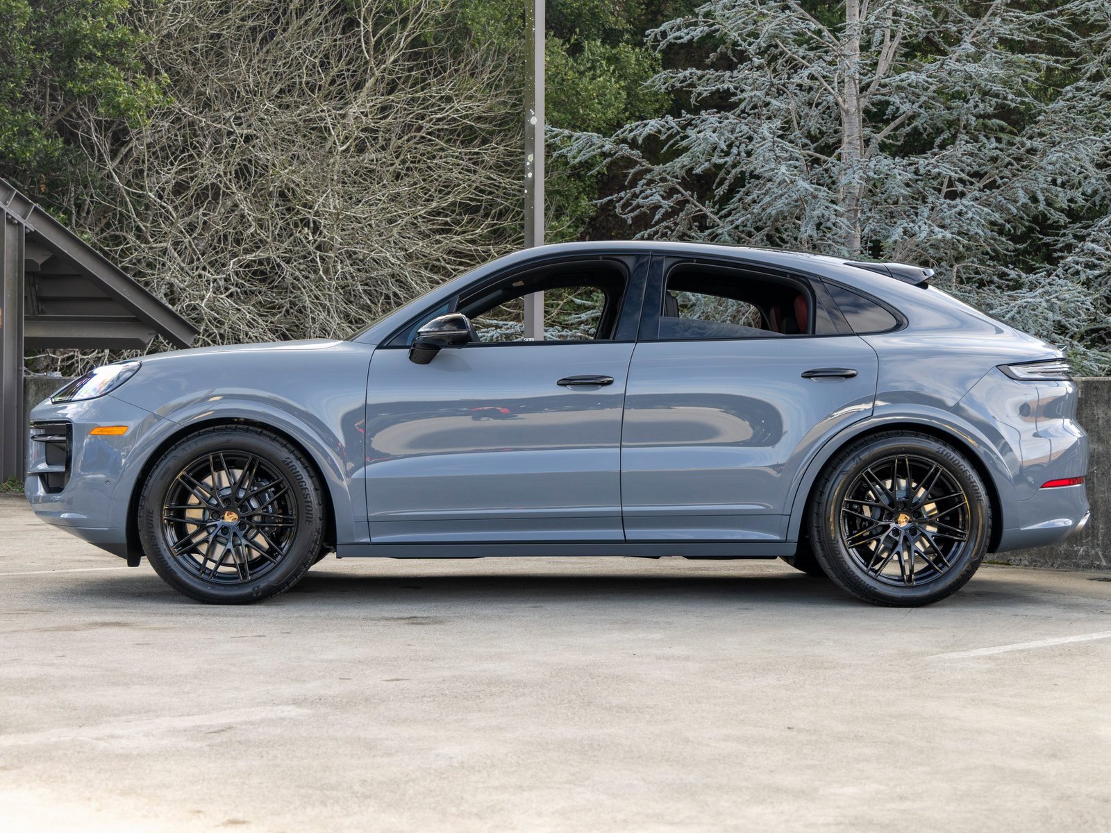 New 2026 Porsche Cayenne S image 2
