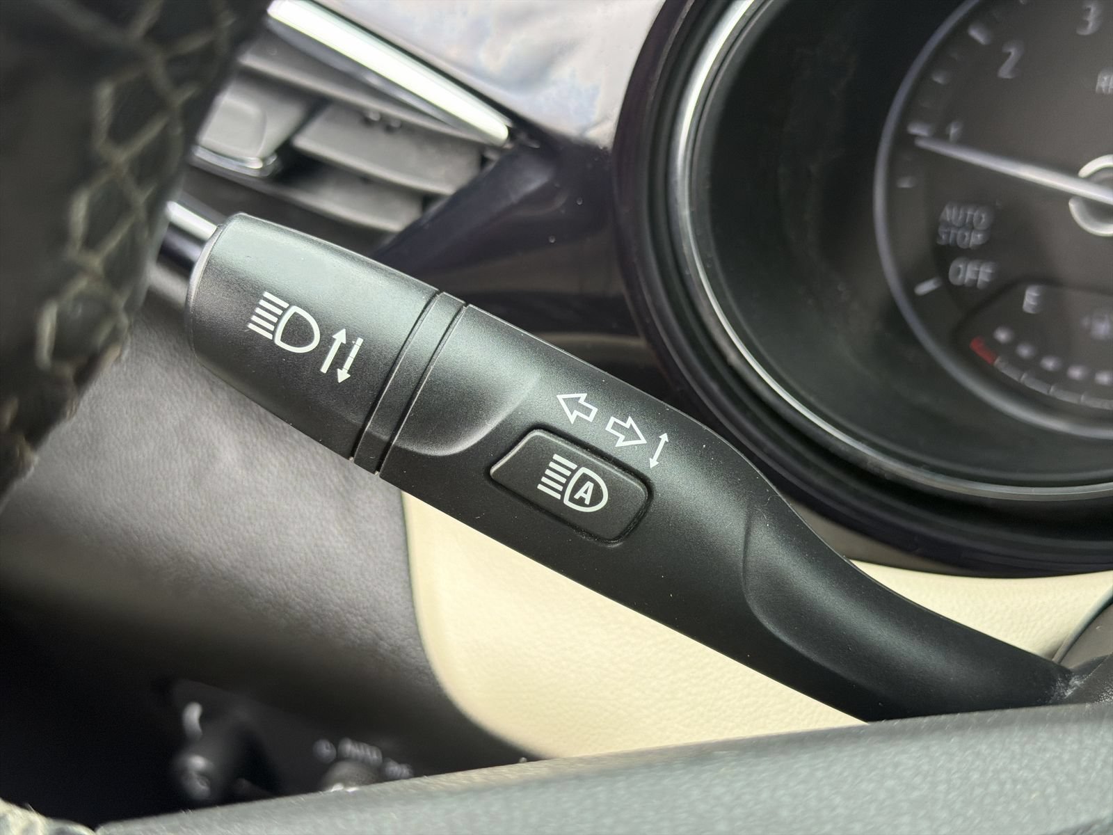 Used 2020 Buick Encore GX Preferred w/ Cold Weather Comfort Package FWD image 28
