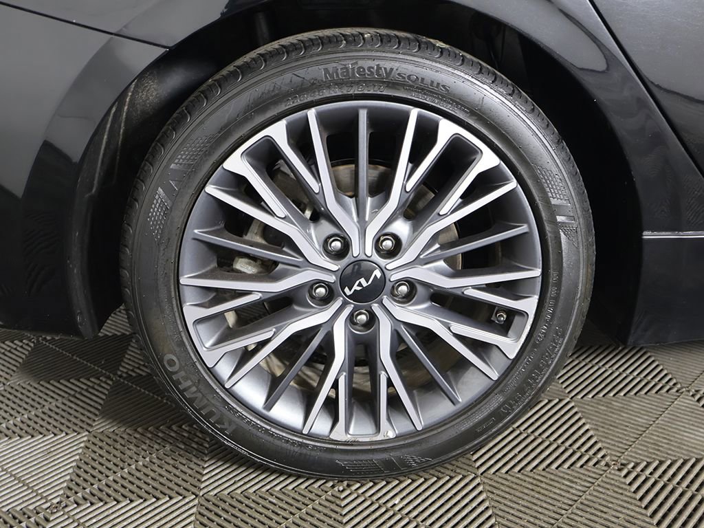 Used 2023 Kia Forte GT-Line w/ GT-Line Premium Package image 22