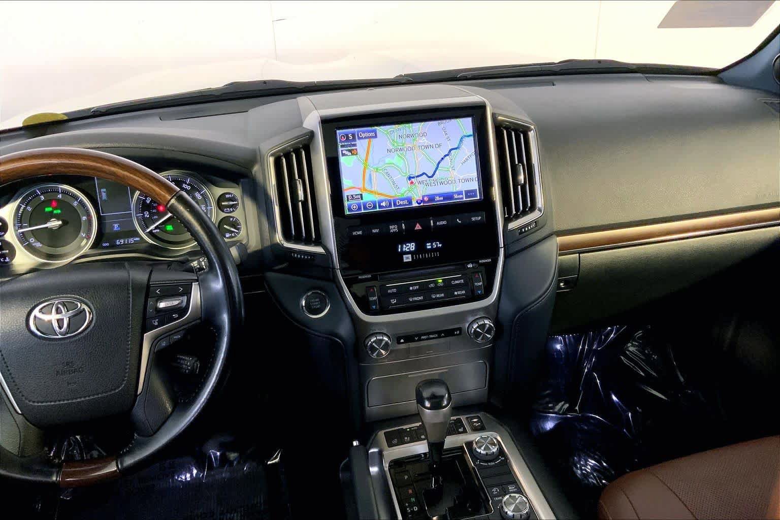 Used 2019 Toyota Land Cruiser AWD/4WD image 7