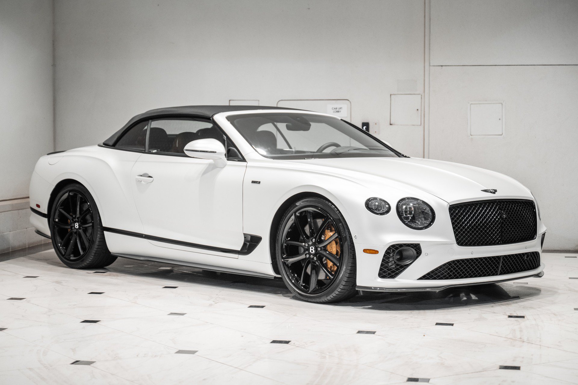 New 2024 Bentley Continental GT V8 AWD/4WD image 12